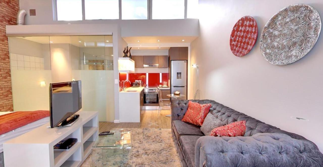 Urban Oasis Apartments At Paragon วินด์ฮุก ภายนอก รูปภาพ